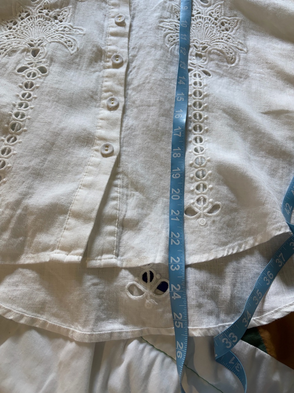 White Linen Tropical Floral Embroidered Eyelet Crochet - Picture 6 of 8